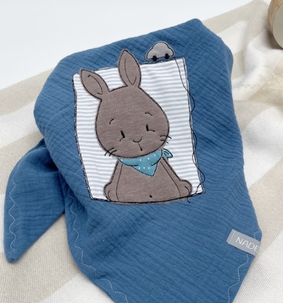 Halstuch "Hase mit Auto"
